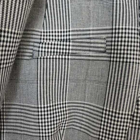 NWT Banana Republic | Classic Fit Machine Wash Single Button Plaid Blazer - Sz 6 - Picture 5 of 14